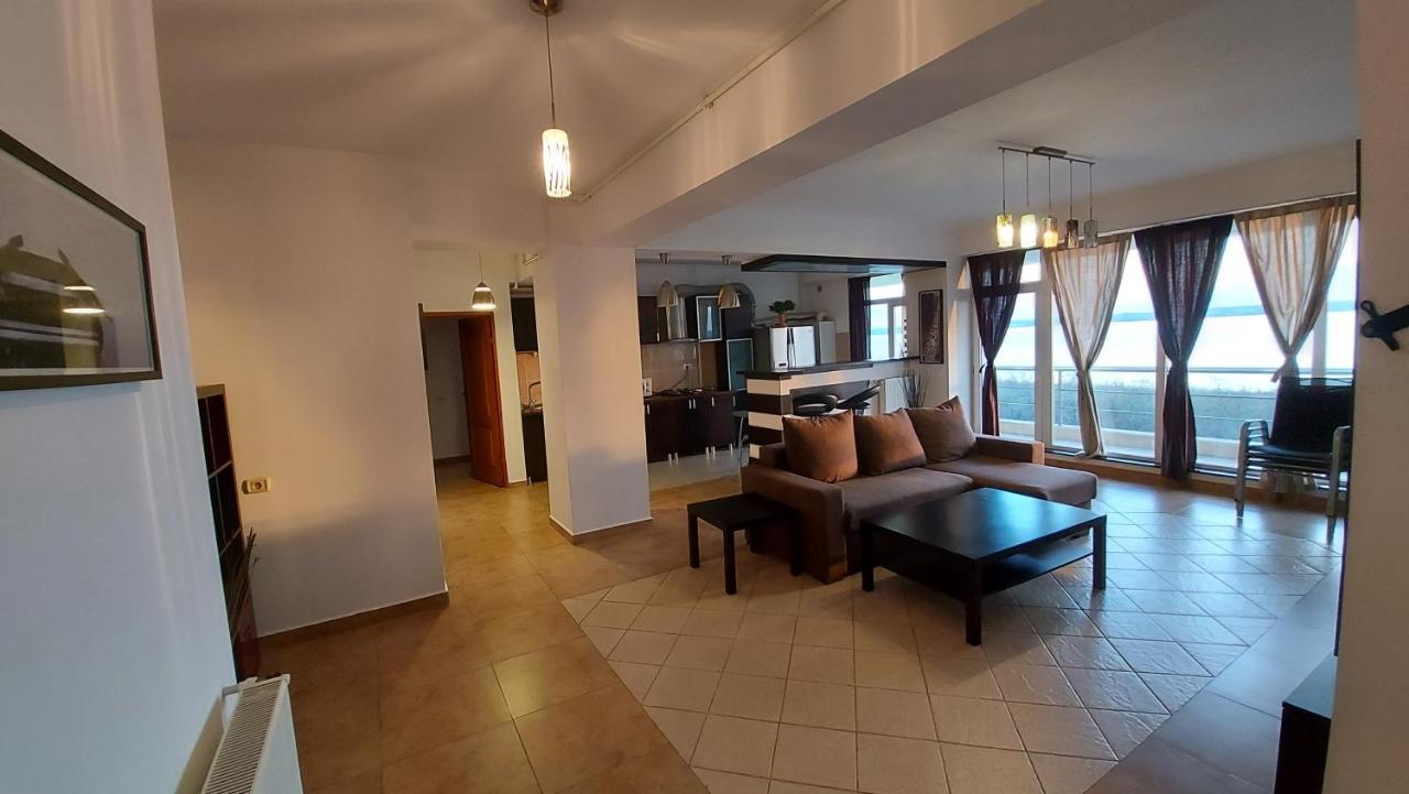 Апартаменты Mamaia Summerland Seaview Экстерьер фото