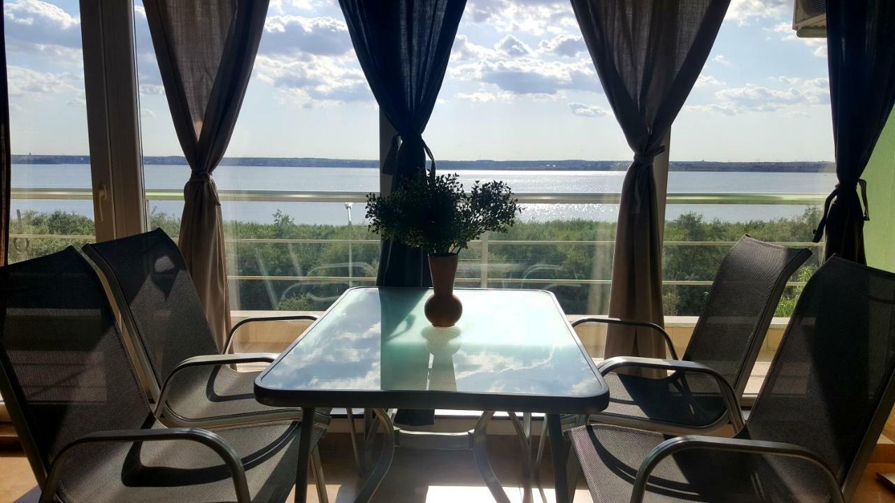 Апартаменты Mamaia Summerland Seaview Экстерьер фото